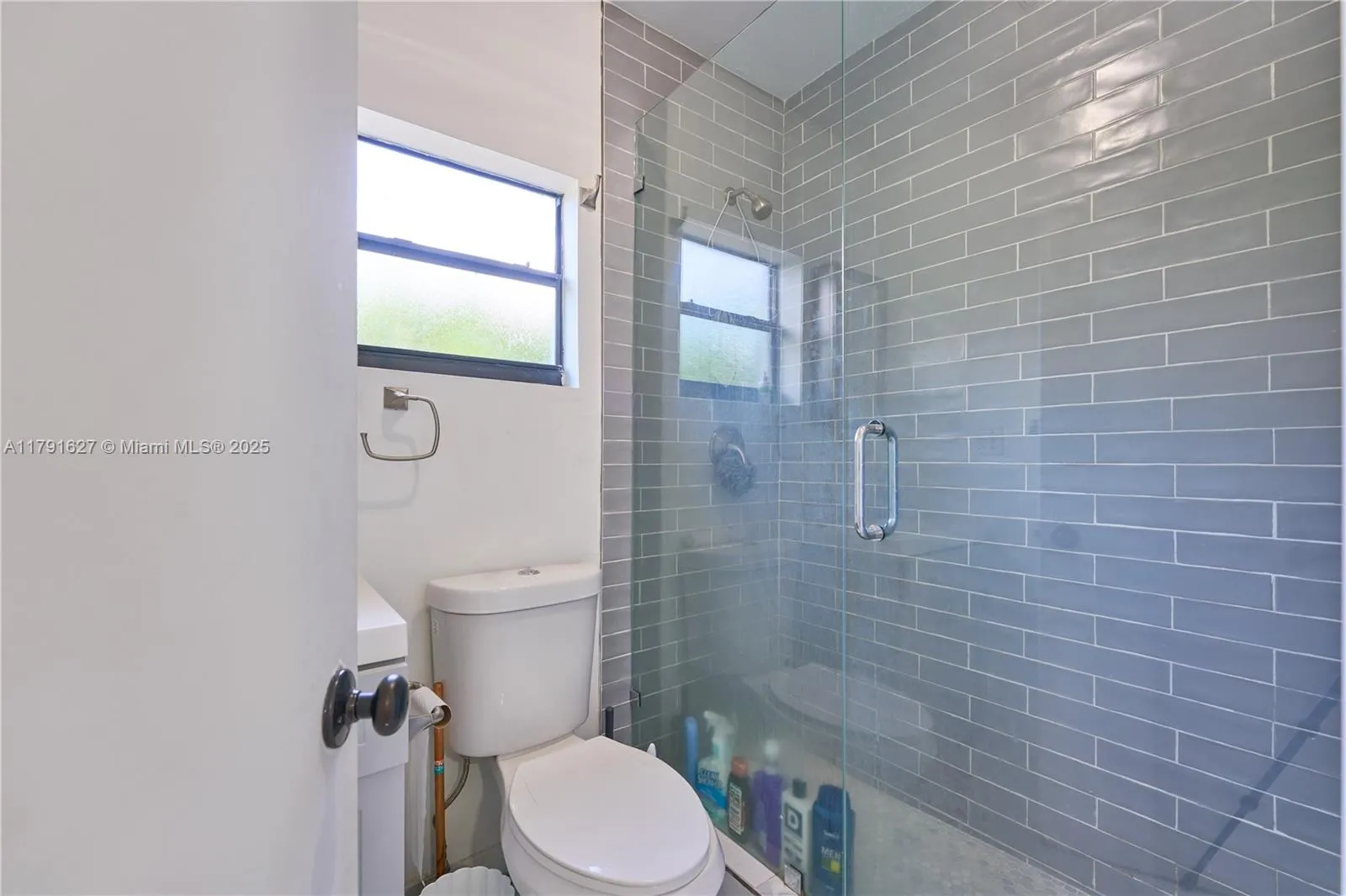 Miami Beach, Florida 33141, United States, 1 Bedroom Bedrooms, ,1 BathroomBathrooms,Residential,Pending,119494