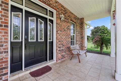 A home in Loxahatchee