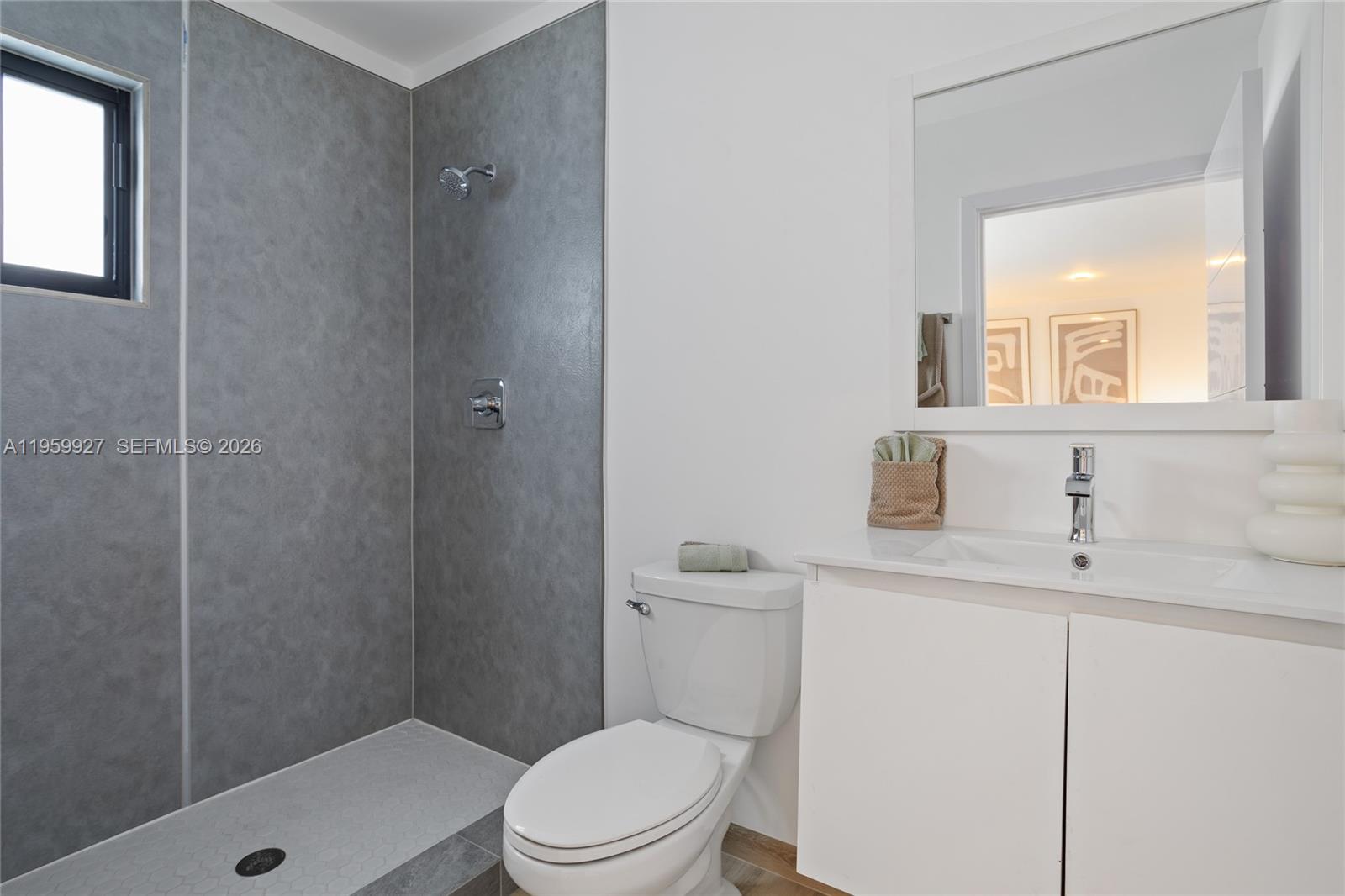 ALPHAVILLE II CONDO - Residential