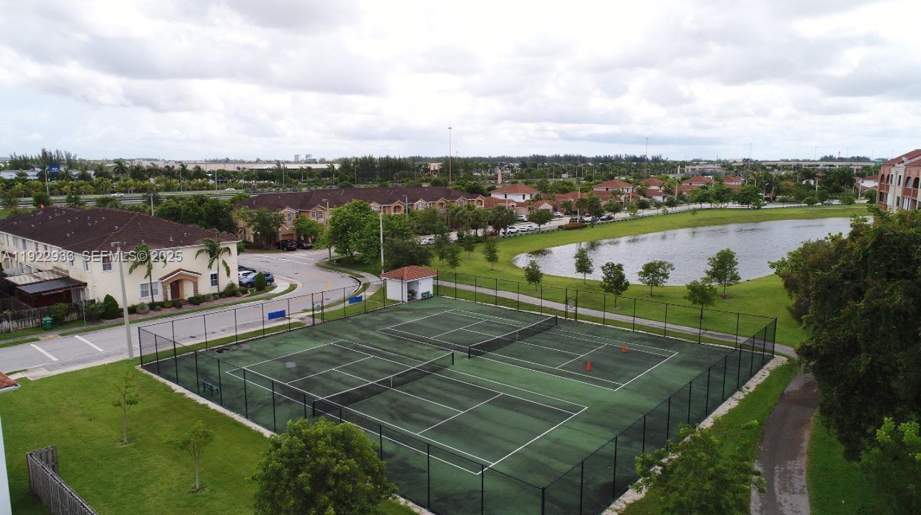 FONTAINEBLEAU WEST NORTH - Residential