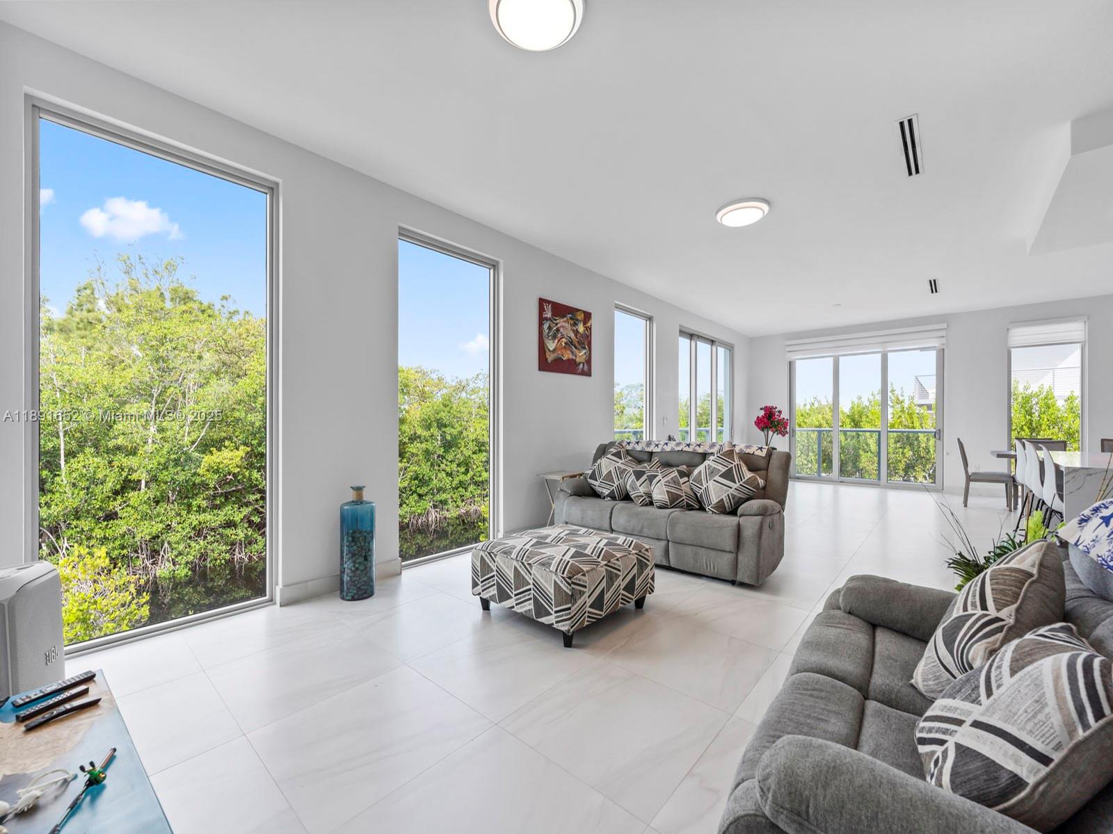 LAKE SURPRISE ESTATES - Residential