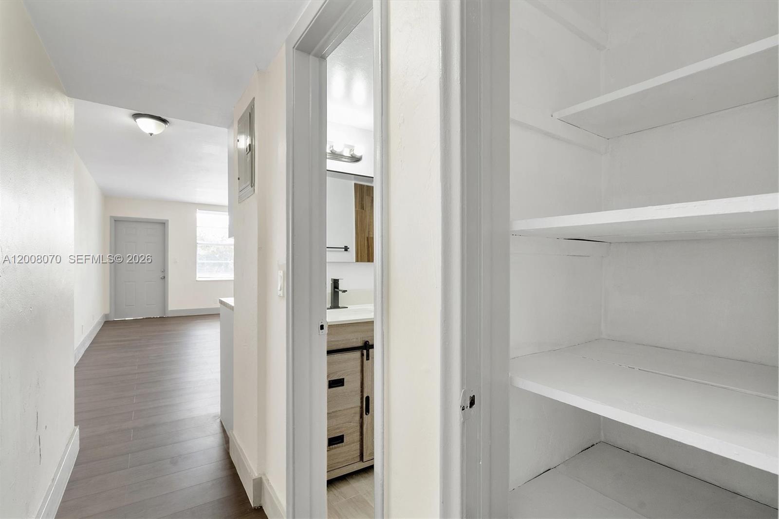 Taft Villas - Residential Lease
