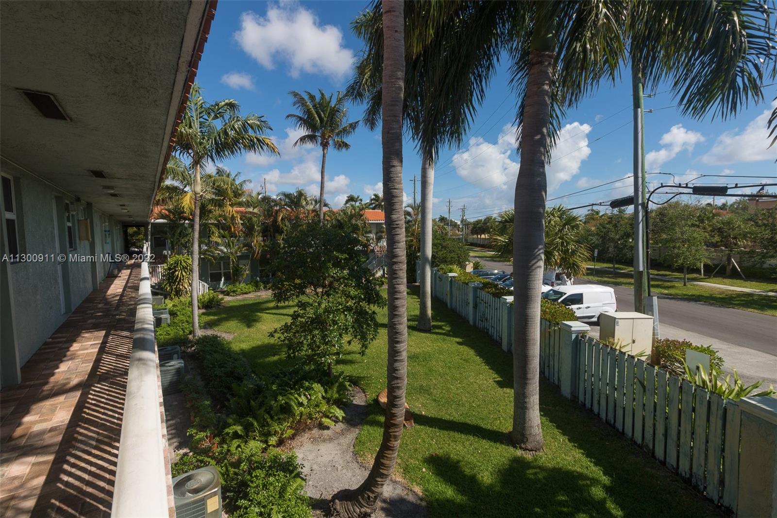 OAKLAND POINTE CONDO - Residential Lease