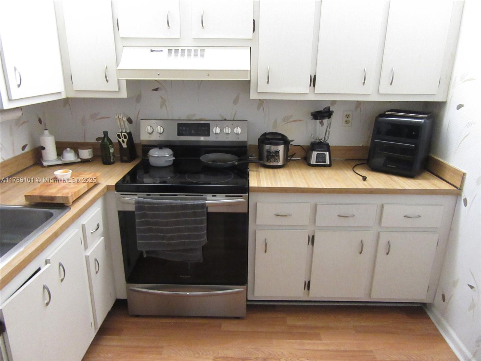 1810 SW 81st Ave 2210