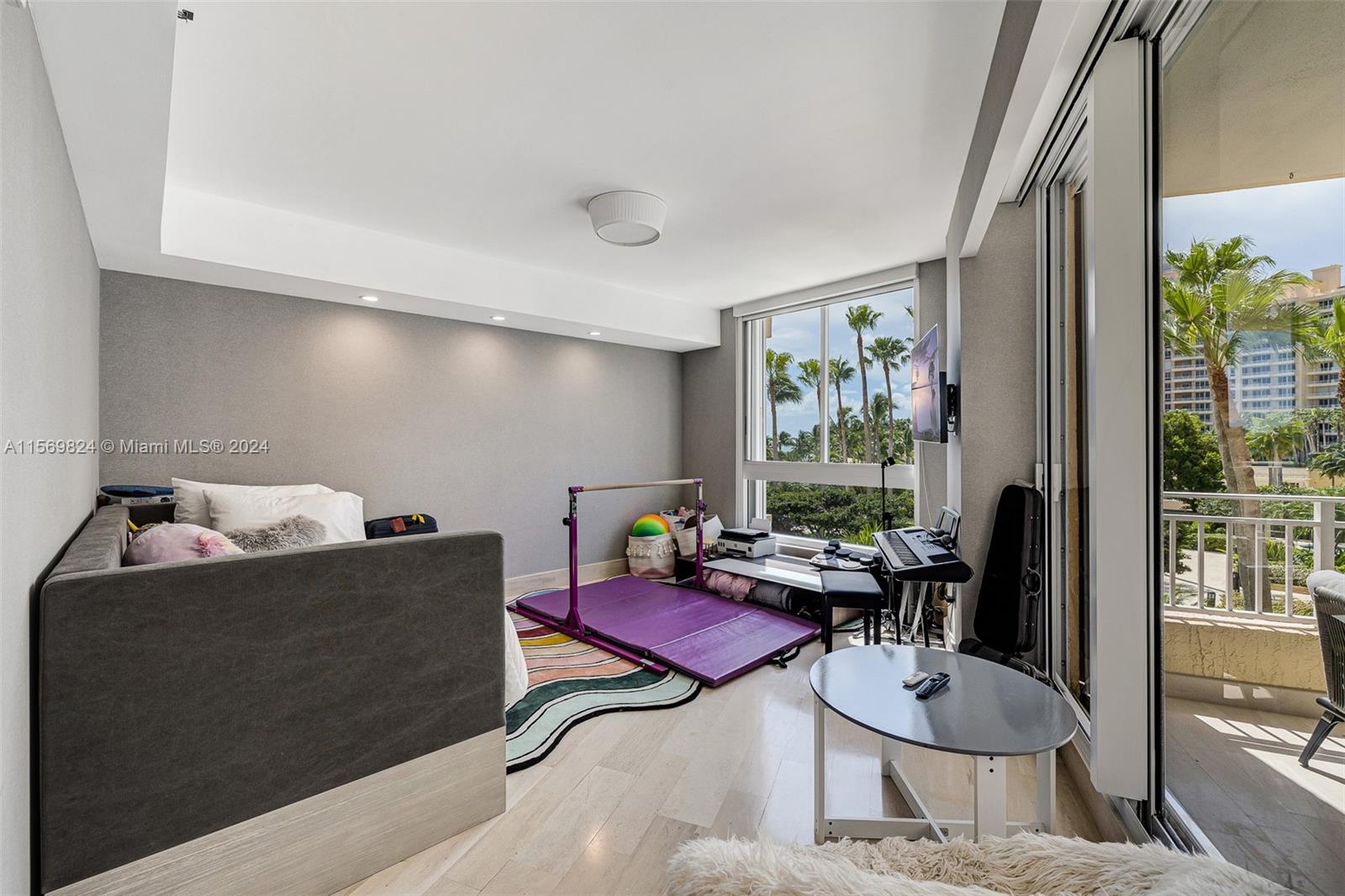 OCEAN TOWER TWO CONDO - Residential