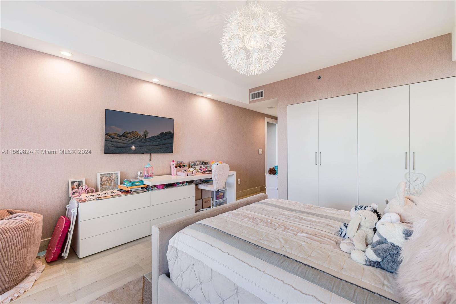 OCEAN TOWER TWO CONDO - Residential