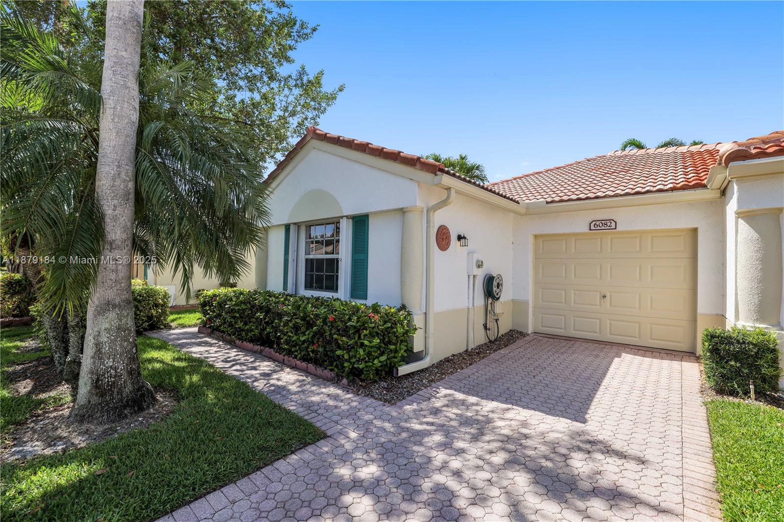 Welcome to this recently renovated 3 bedroom, 2 bathroom home located in the active 55 plus gated community of FloraL Lakes. This bright and open floor plan offers abundant natural light throughout. The kitchen features granite countertops, new marble backsplash , new refrigerator, a newer stove, oven, and AC. The master suite includes a beautifully updated bathroom with new wall tiles & a frameless shower door. Flooring throughput the home is wood laminate and ceramic tile. Screened in patio with tranquil lake views. Home also offers a washer/dryer & 1 car garage. Floral Lakes boasts a renovated clubhouse with pickle ball, bocce, tennis, billiards, arts & crafts, fitness center, 2 pools , and more.
