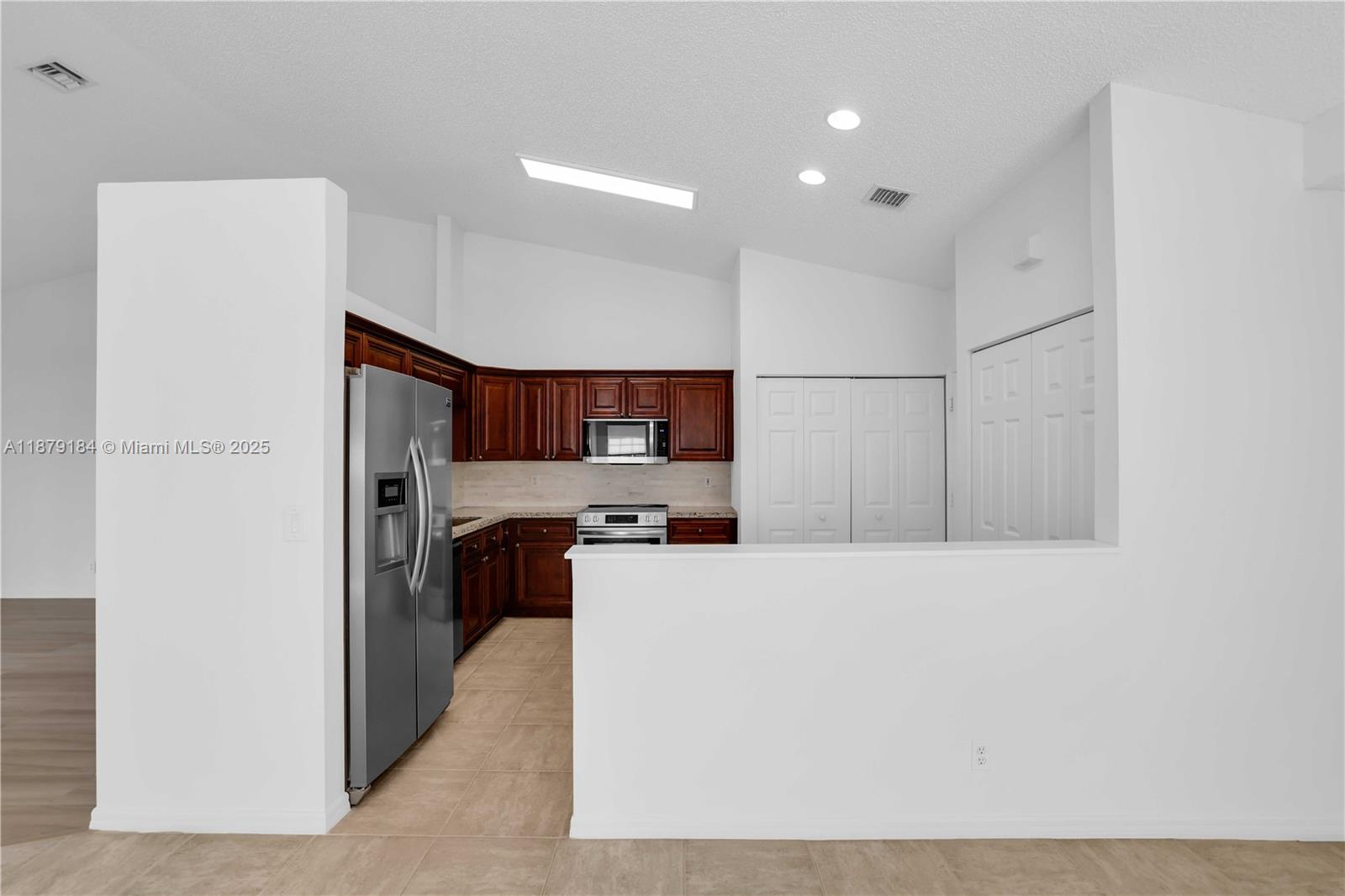 FLORAL LAKES PH 3 AND 4 - Residential