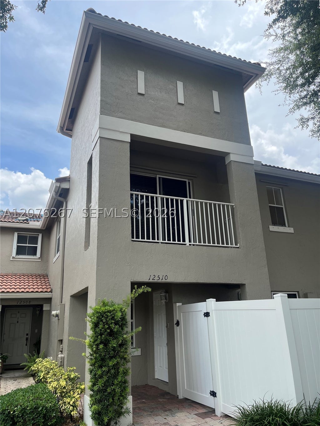 Photo of 12510 SW 53rd St, Miramar, FL 33027 (MLS # A12076267)