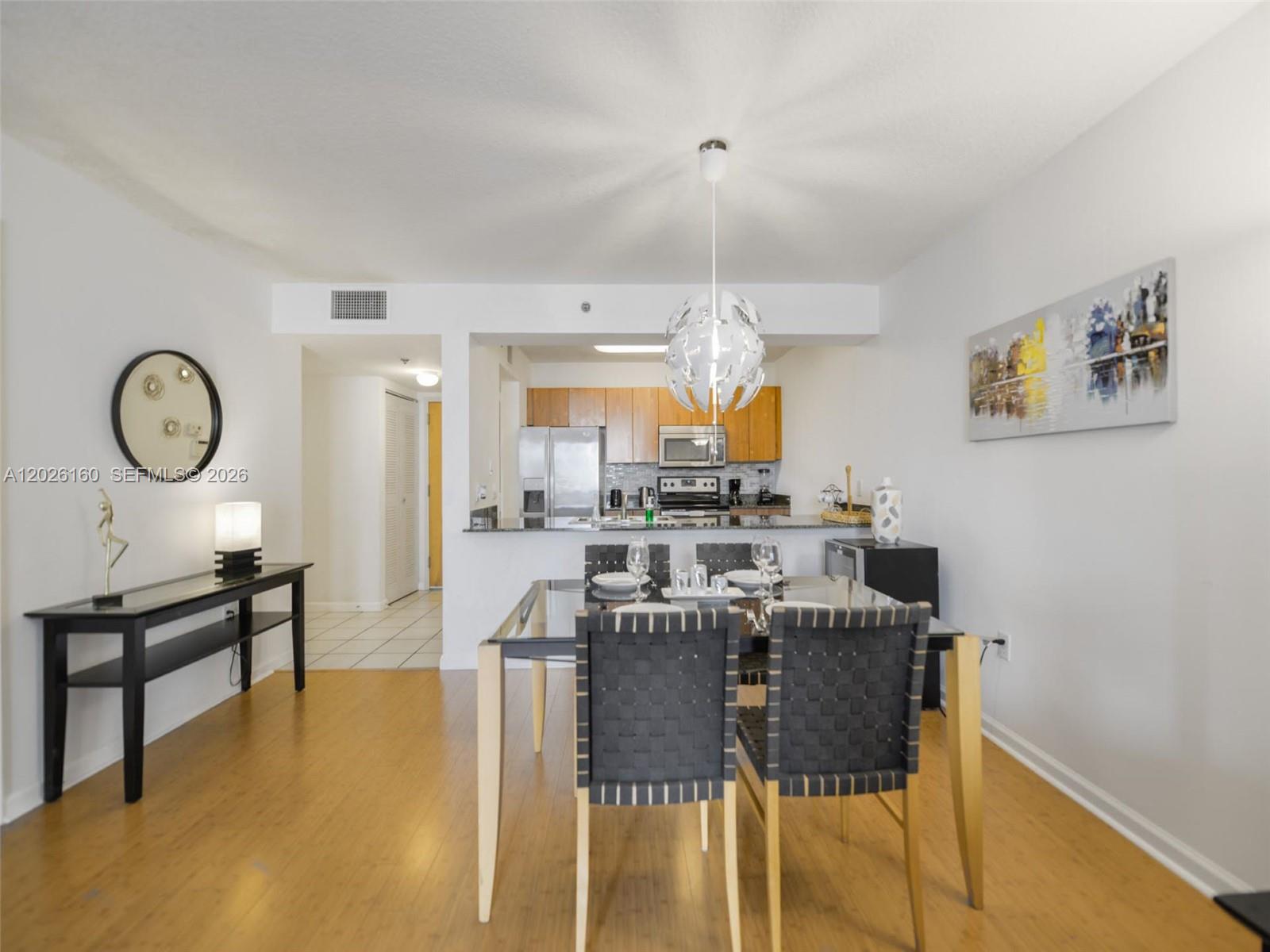 THE CLUB AT BRICKELL BAY - Residential