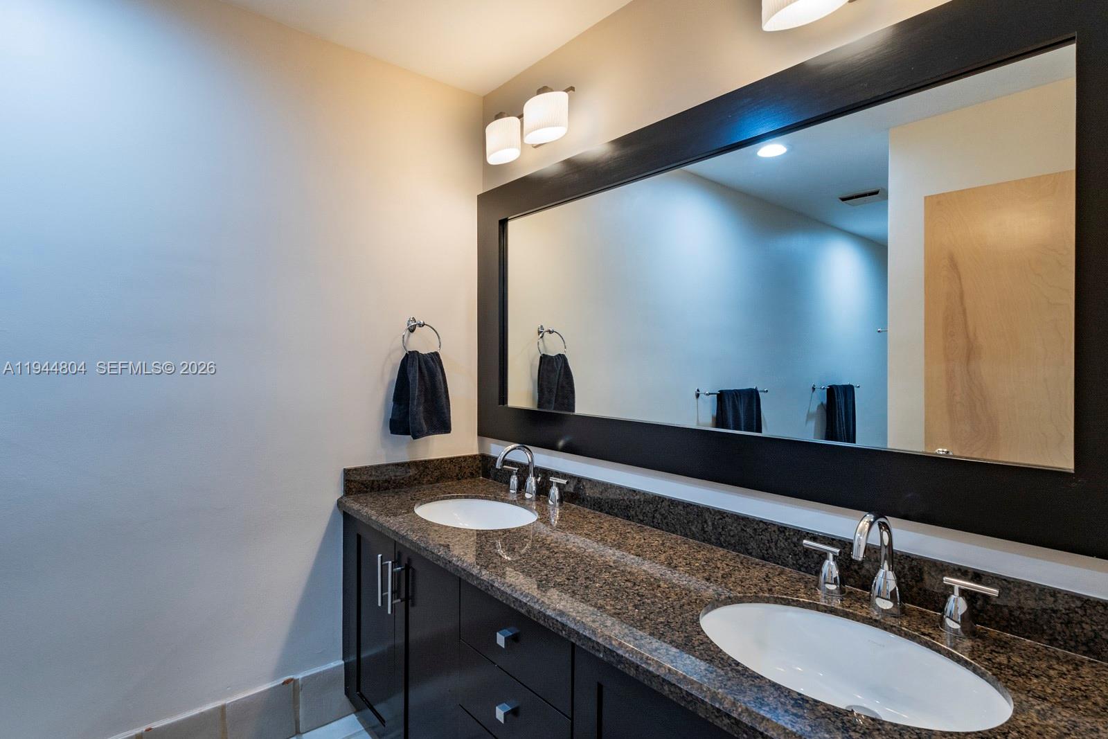 PINE NEEDLE MANORS - Residential