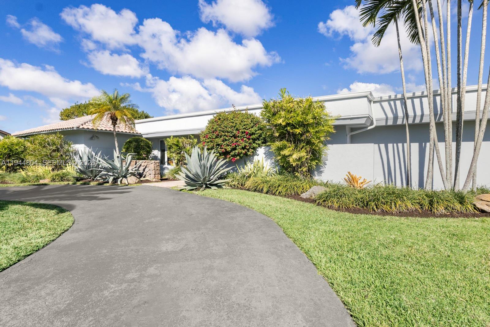 PINE NEEDLE MANORS - Residential