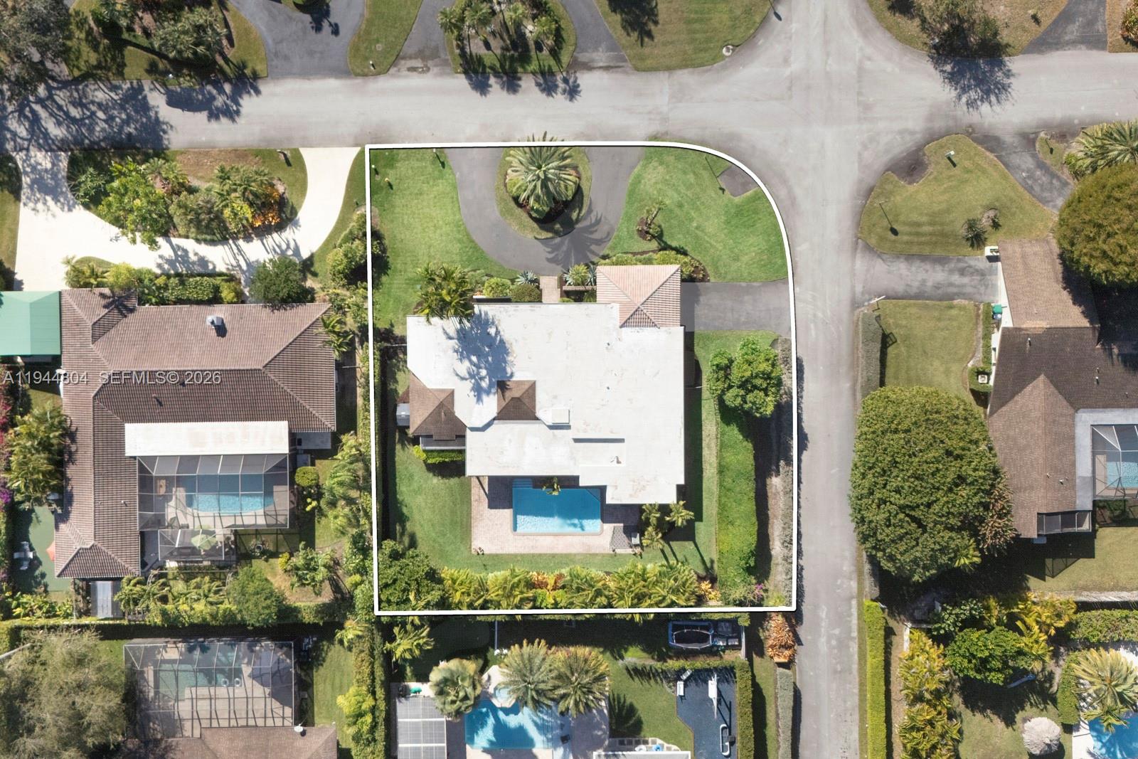 PINE NEEDLE MANORS - Residential