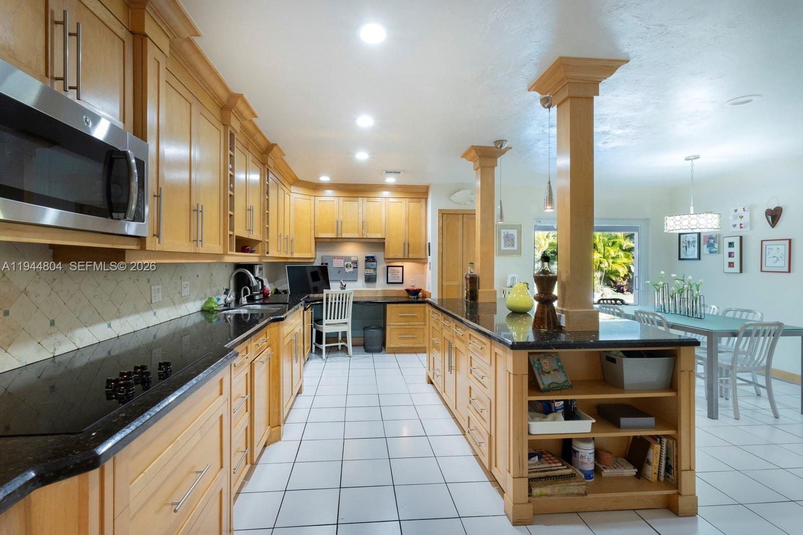 PINE NEEDLE MANORS - Residential