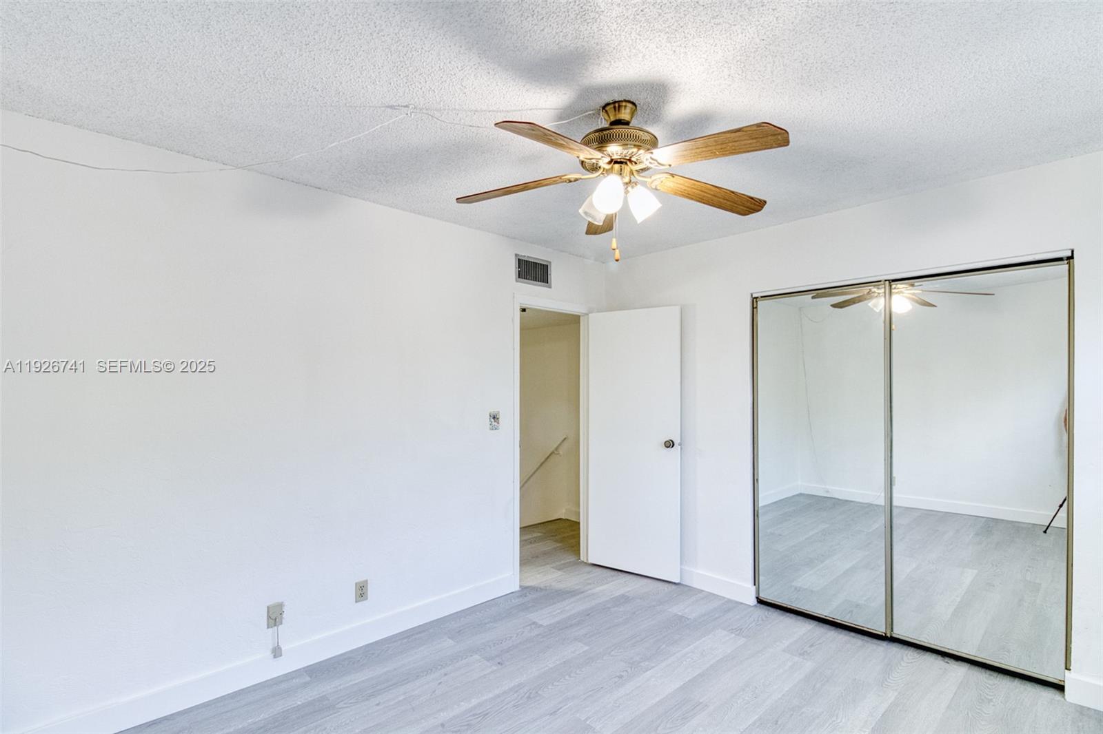 VILLAGE TOWNHOUSES NO TWO - Residential Lease