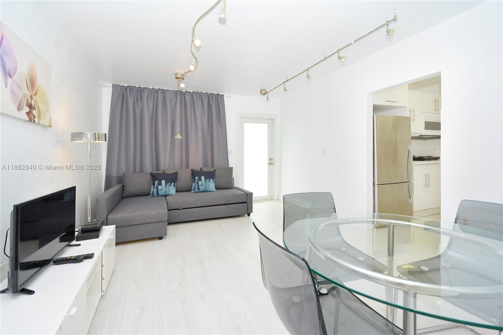 344 MERIDIAN AVE CONDO - Residential Lease