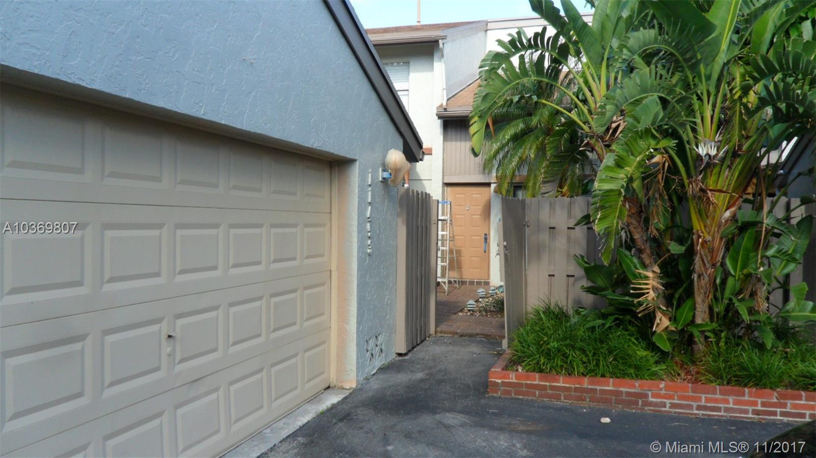 SABAL CHASE SEC 1 - Residential Lease