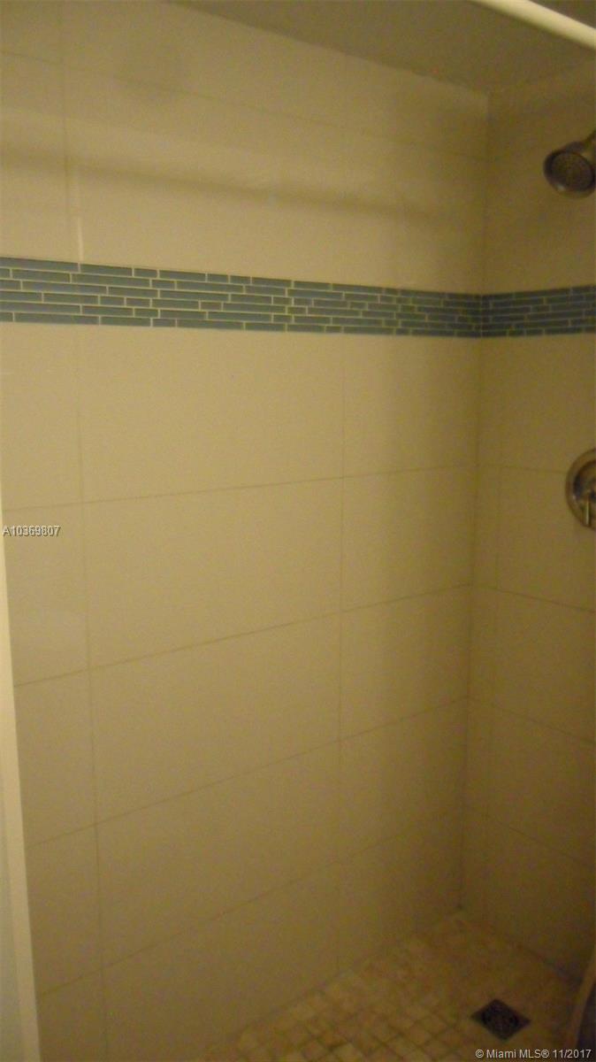 SABAL CHASE SEC 1 - Residential Lease