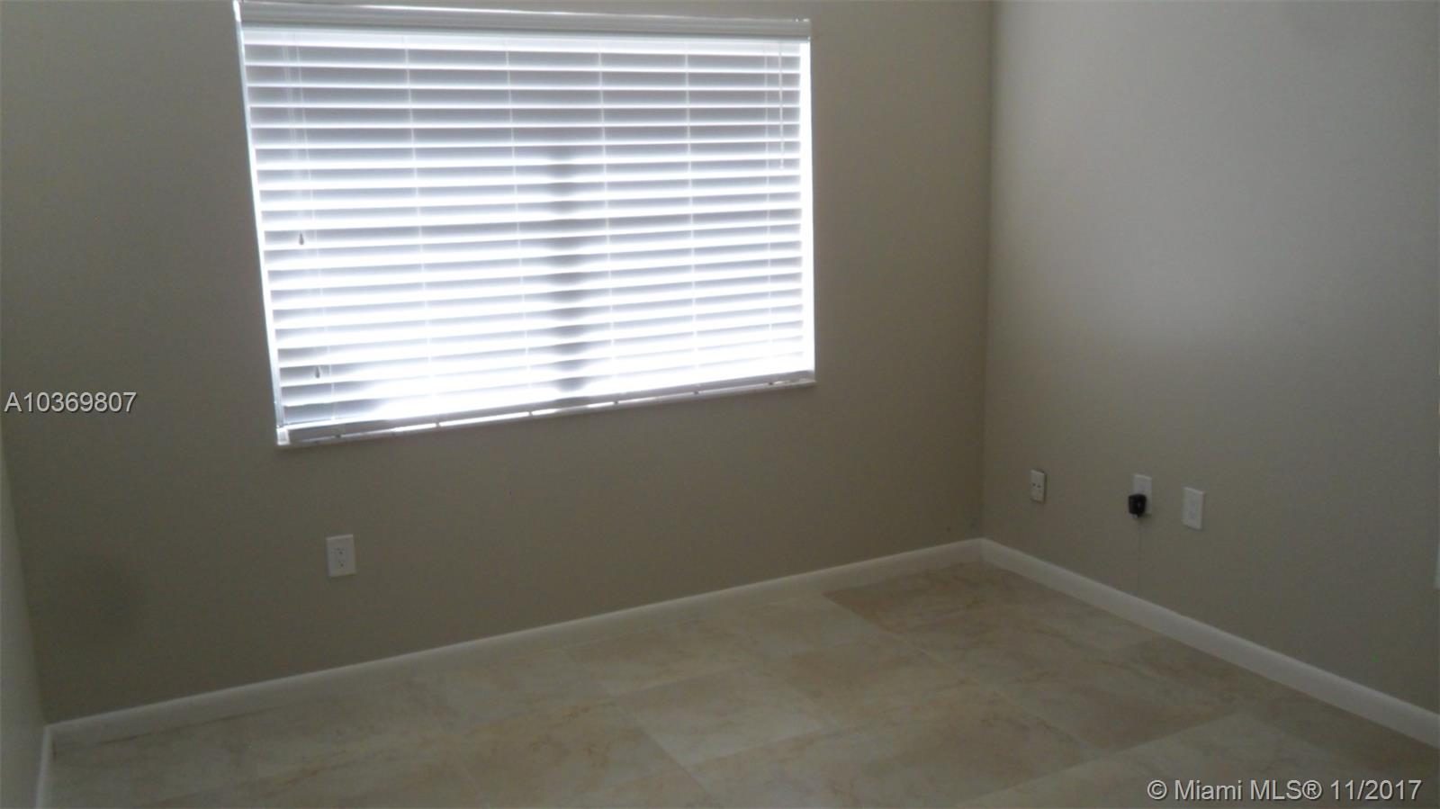 SABAL CHASE SEC 1 - Residential Lease