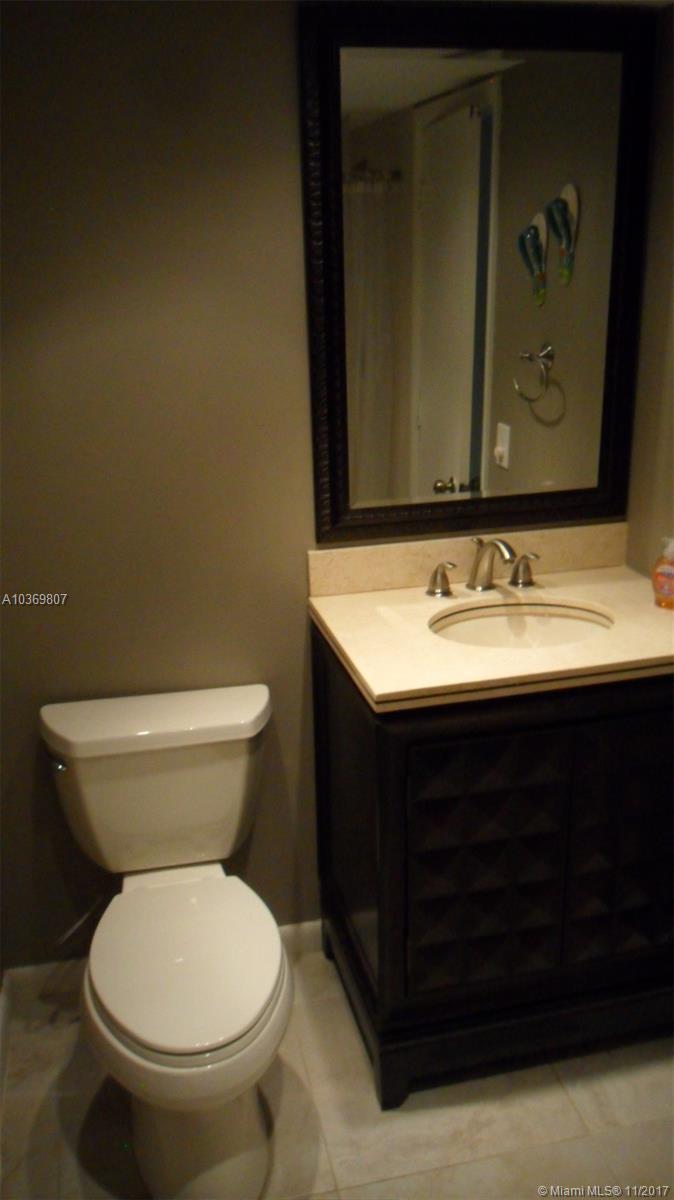 SABAL CHASE SEC 1 - Residential Lease