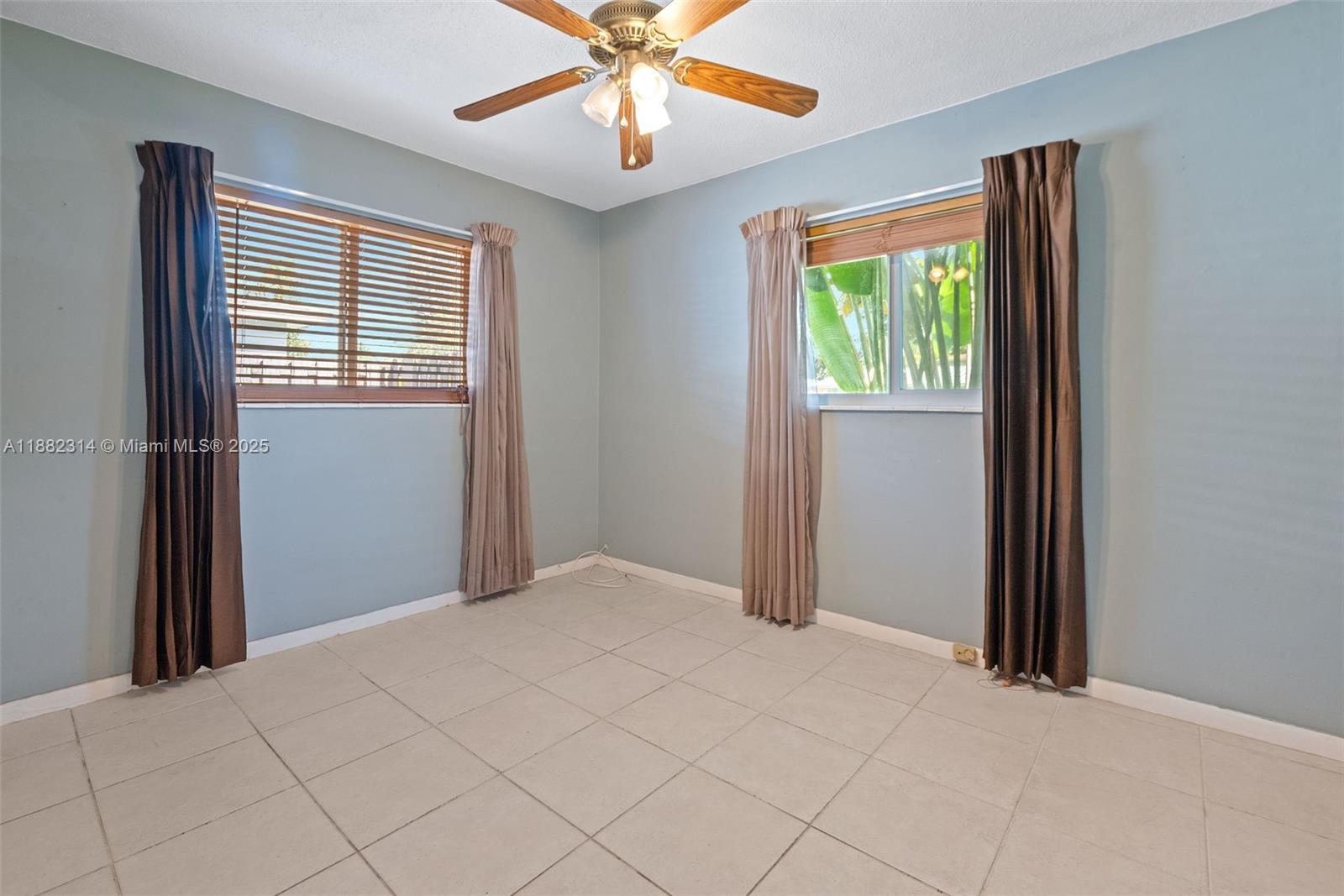 BONIELLO VILLAS SEC TWO - Residential Lease