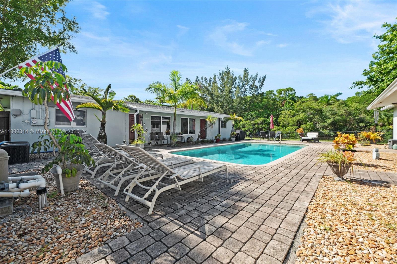 BONIELLO VILLAS SEC TWO - Residential Lease