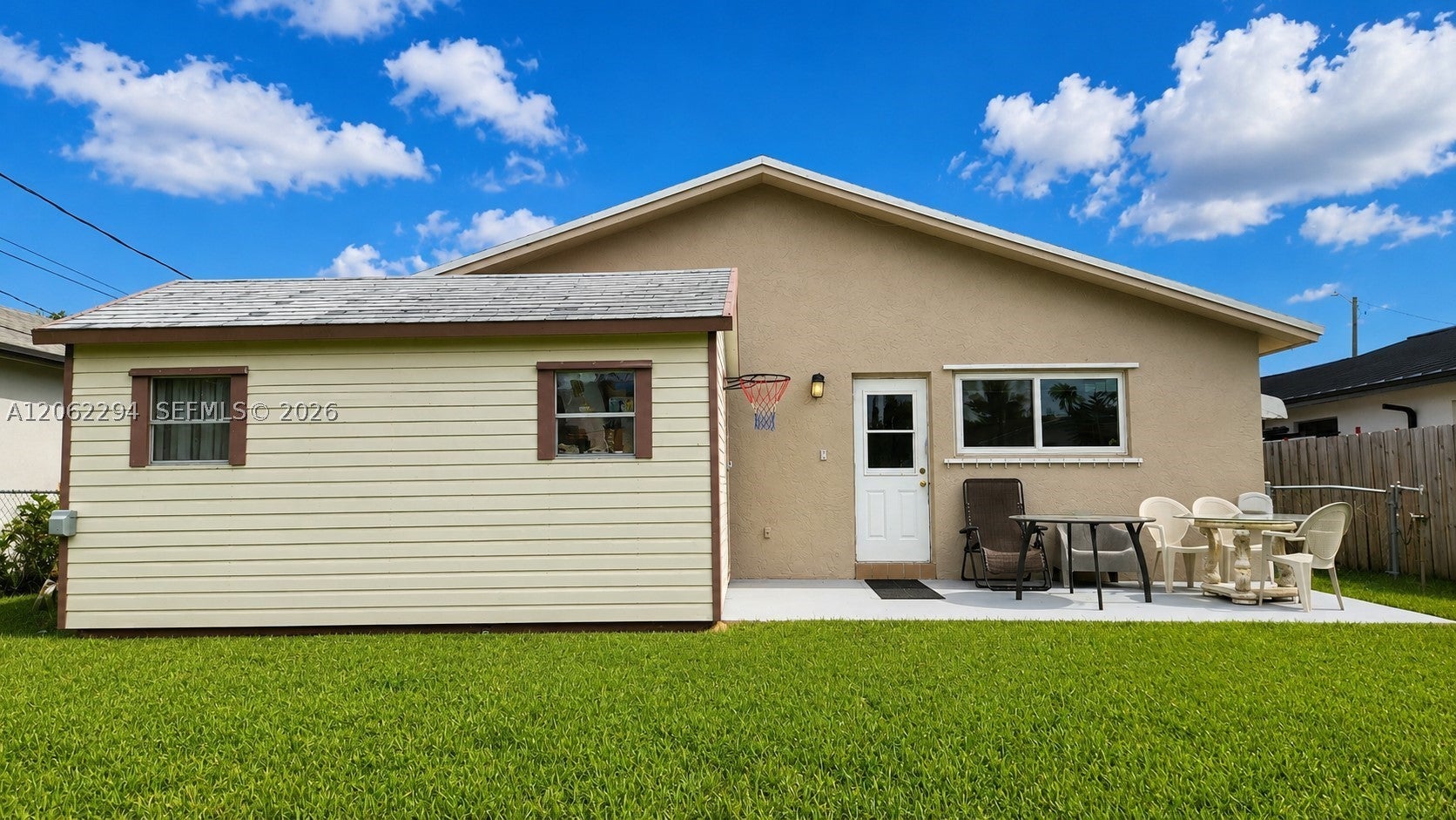 2623 Harding St, Hollywood FL 33020