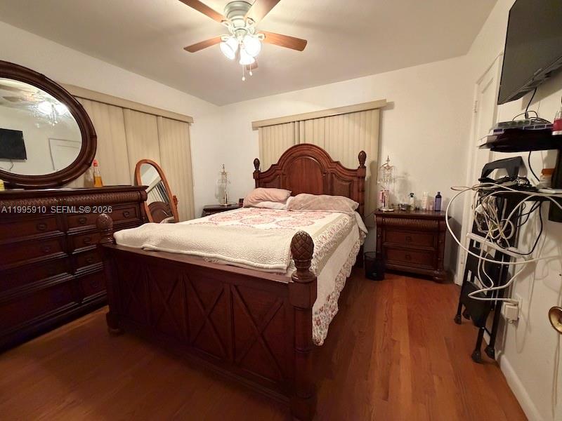 COLUMBIA PARK CORR PL - Residential