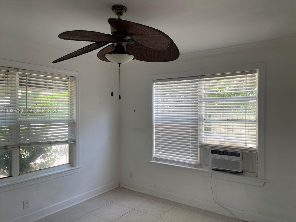 Photo of 119 NE 7th Ave #1, Delray Beach, FL 33483 (MLS # A11939729)