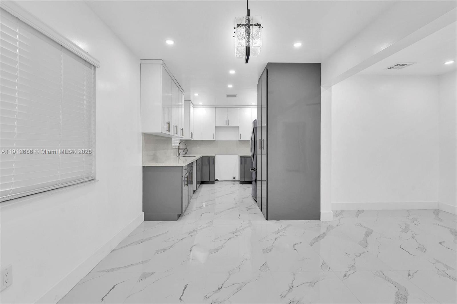 PIERCES LEMON CITY - Residential