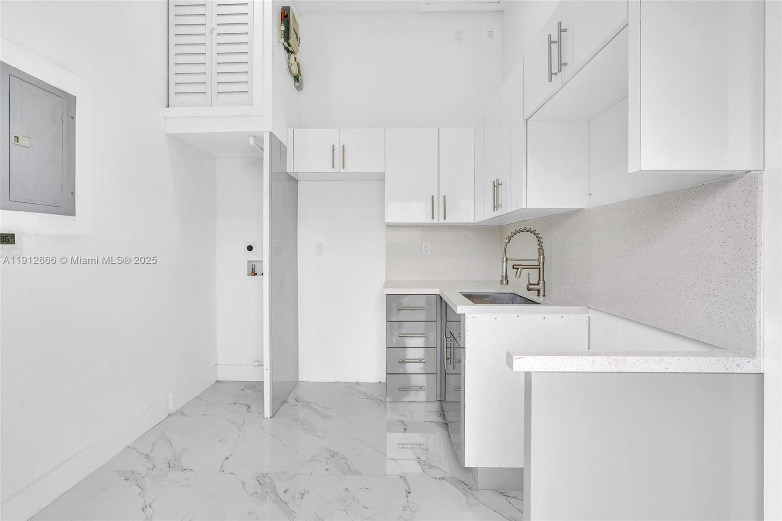 PIERCES LEMON CITY - Residential