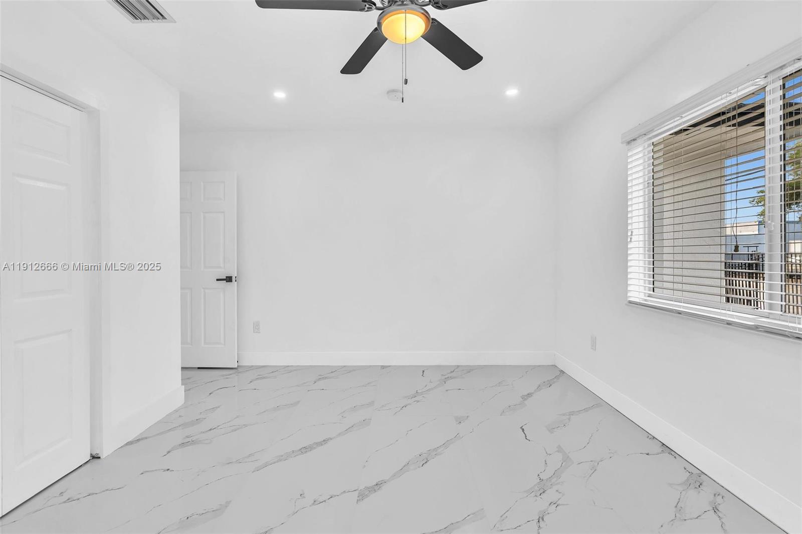 PIERCES LEMON CITY - Residential