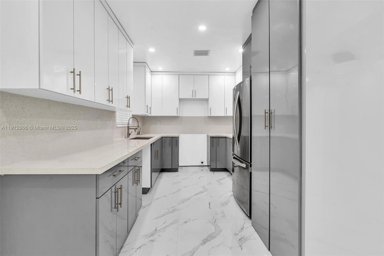 PIERCES LEMON CITY - Residential