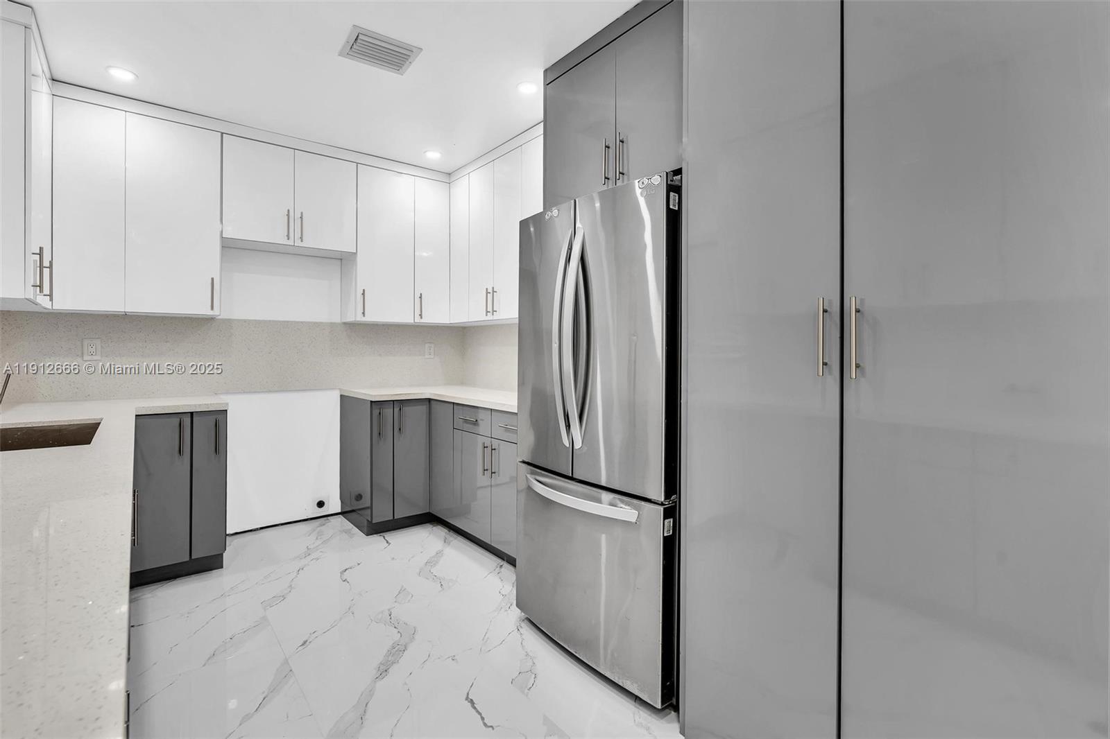 PIERCES LEMON CITY - Residential