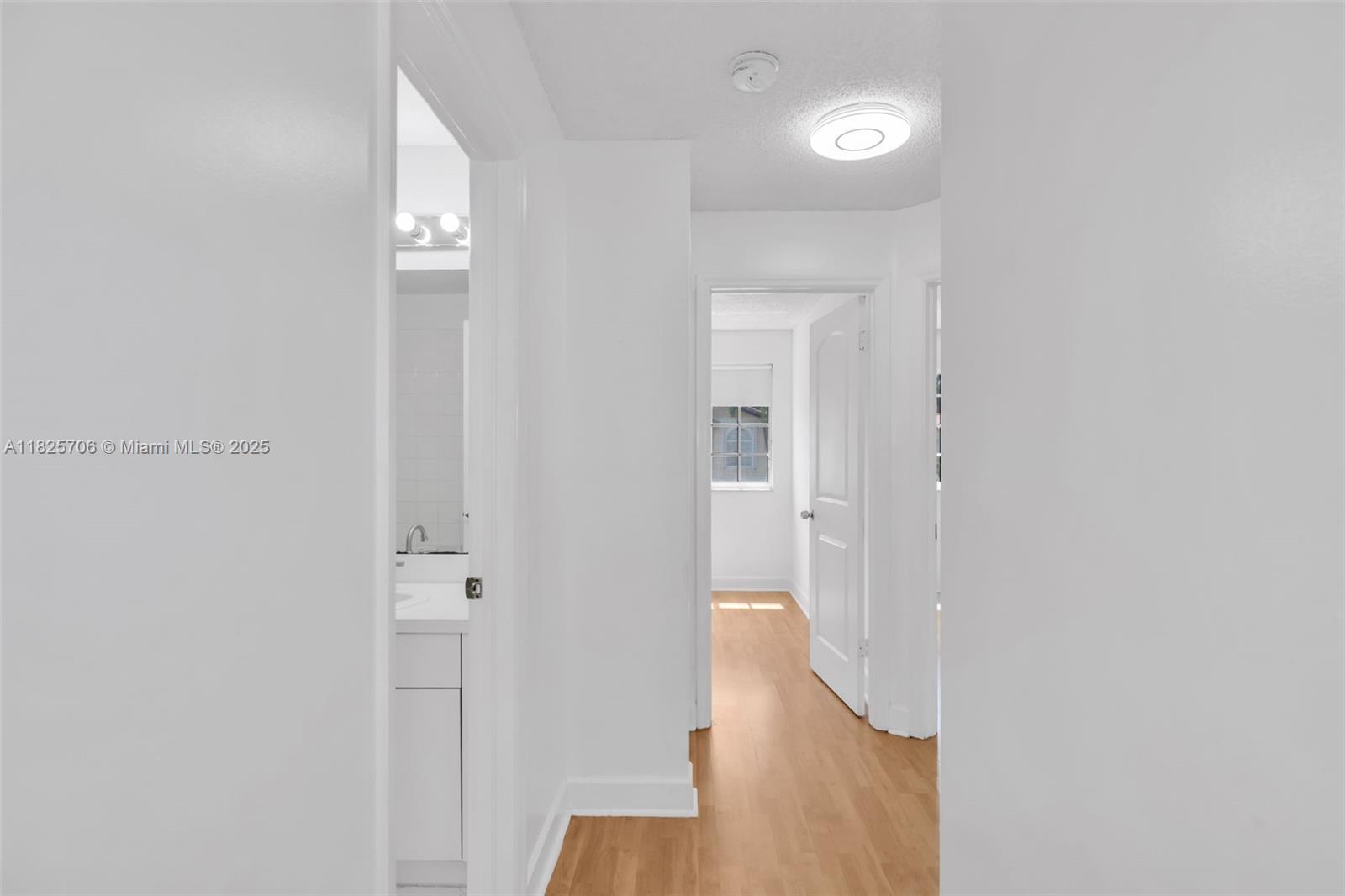 DORAL LANDINGS EAST - Residential