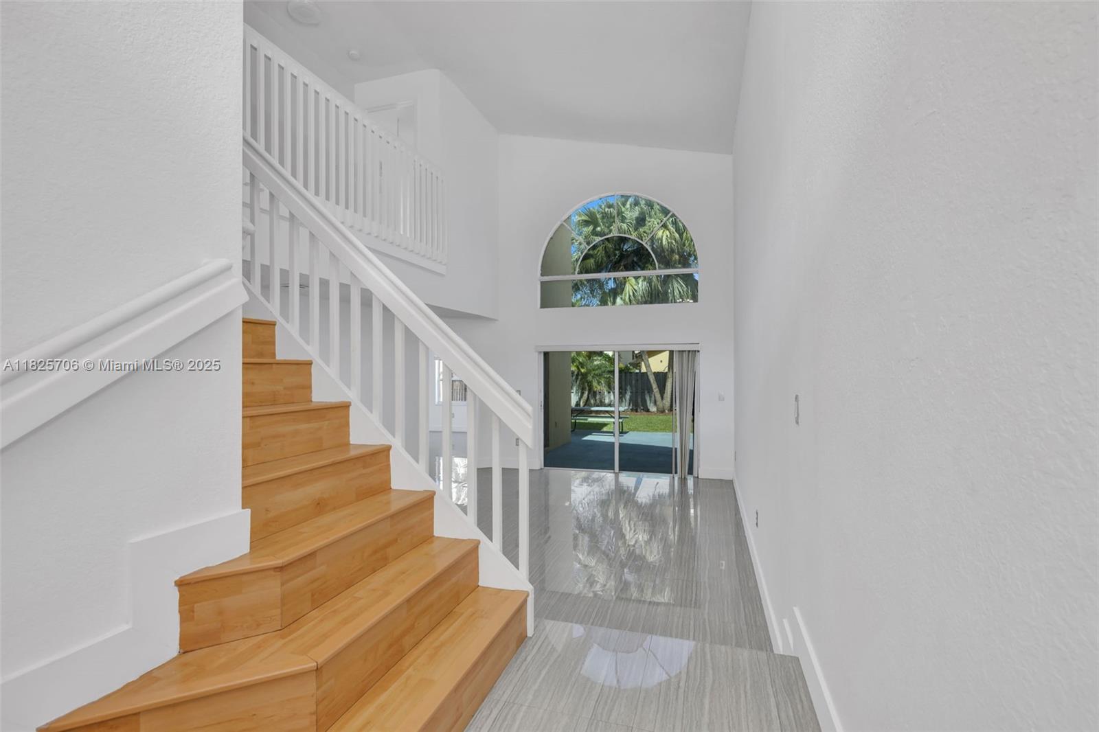 DORAL LANDINGS EAST - Residential