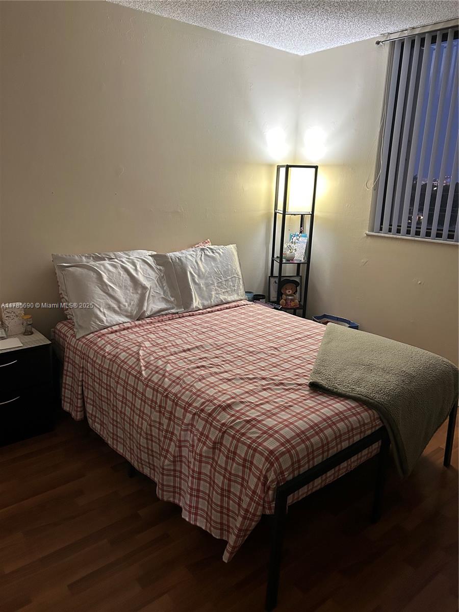 AZUL AT FONTAINEBLEAU CON - Residential