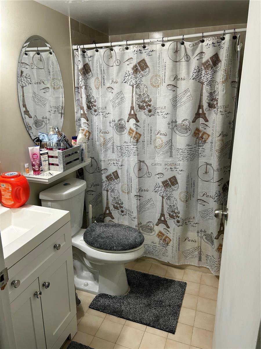 AZUL AT FONTAINEBLEAU CON - Residential