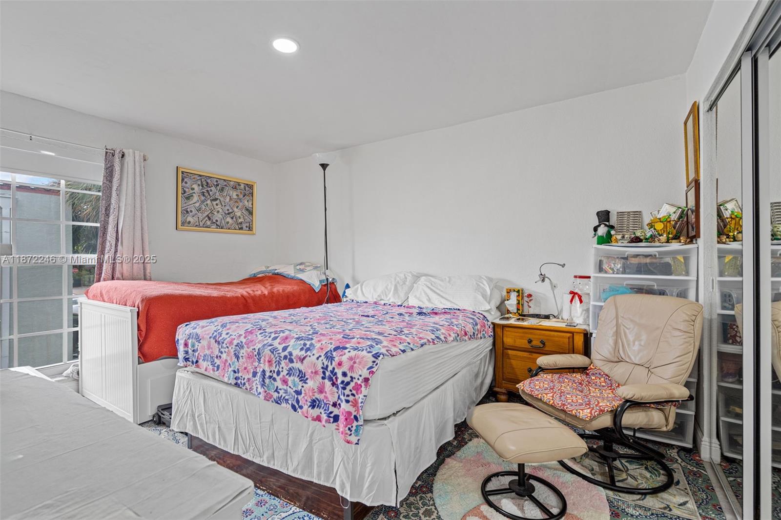 SPANISH TRACE CONDO - Residential