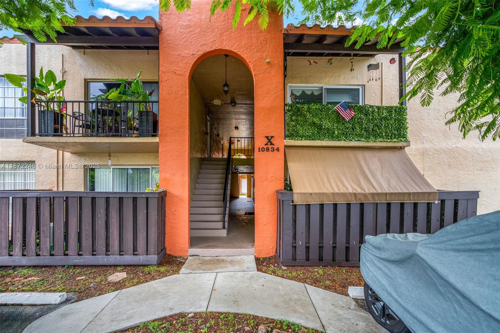 SPANISH TRACE CONDO - Residential