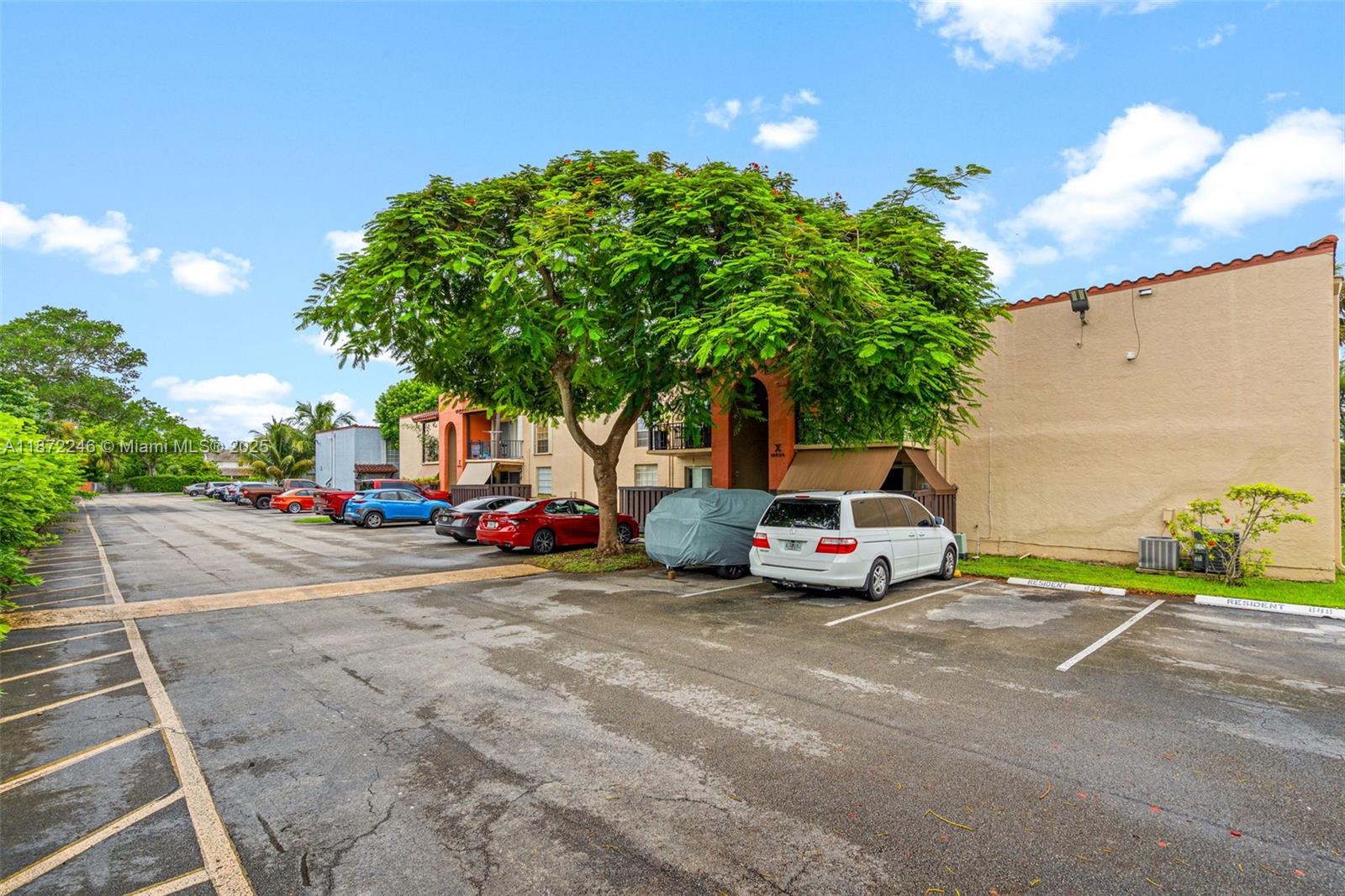 10834 N Kendall Dr X12