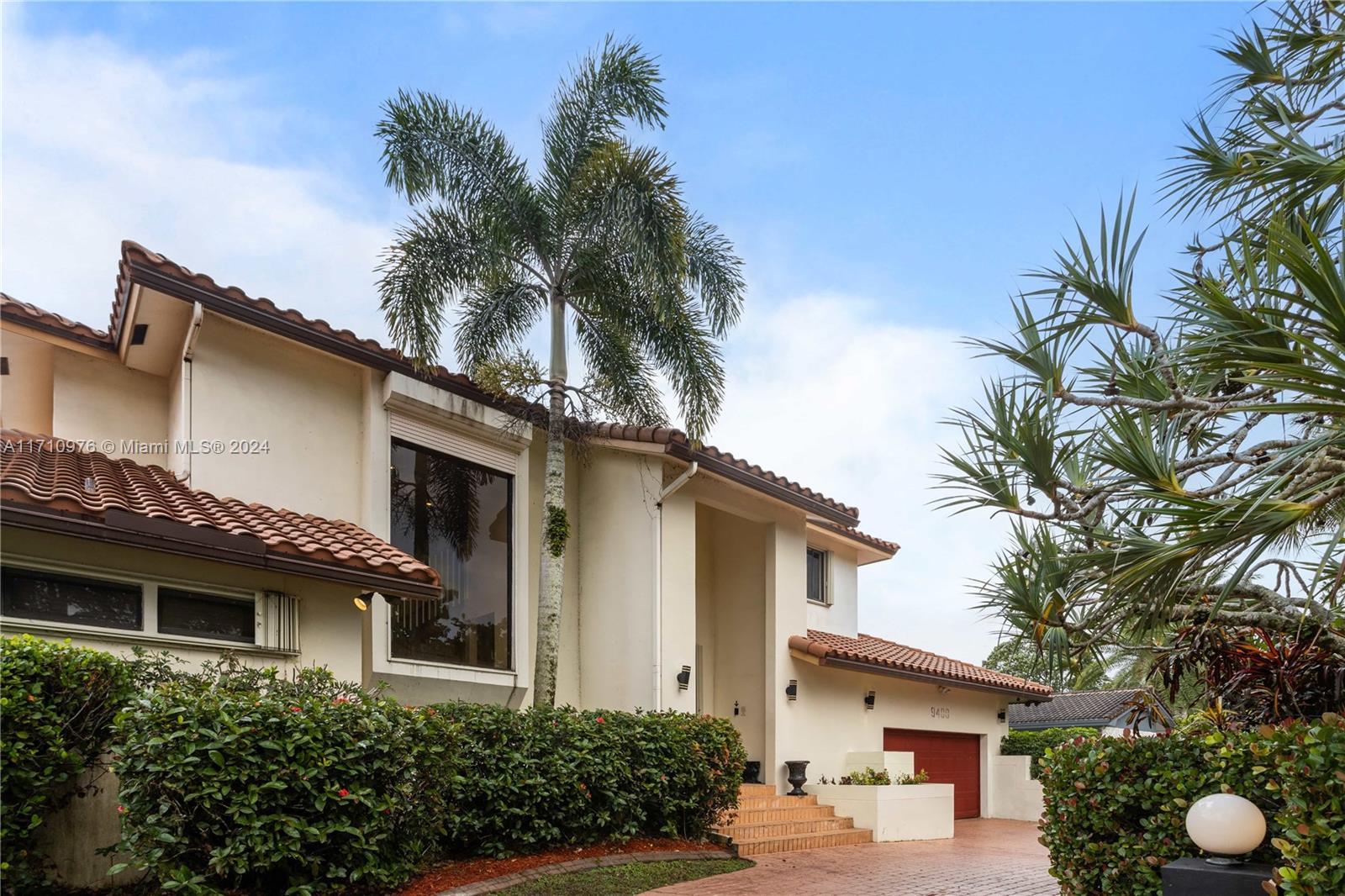 9400 Sea Turtle Ln