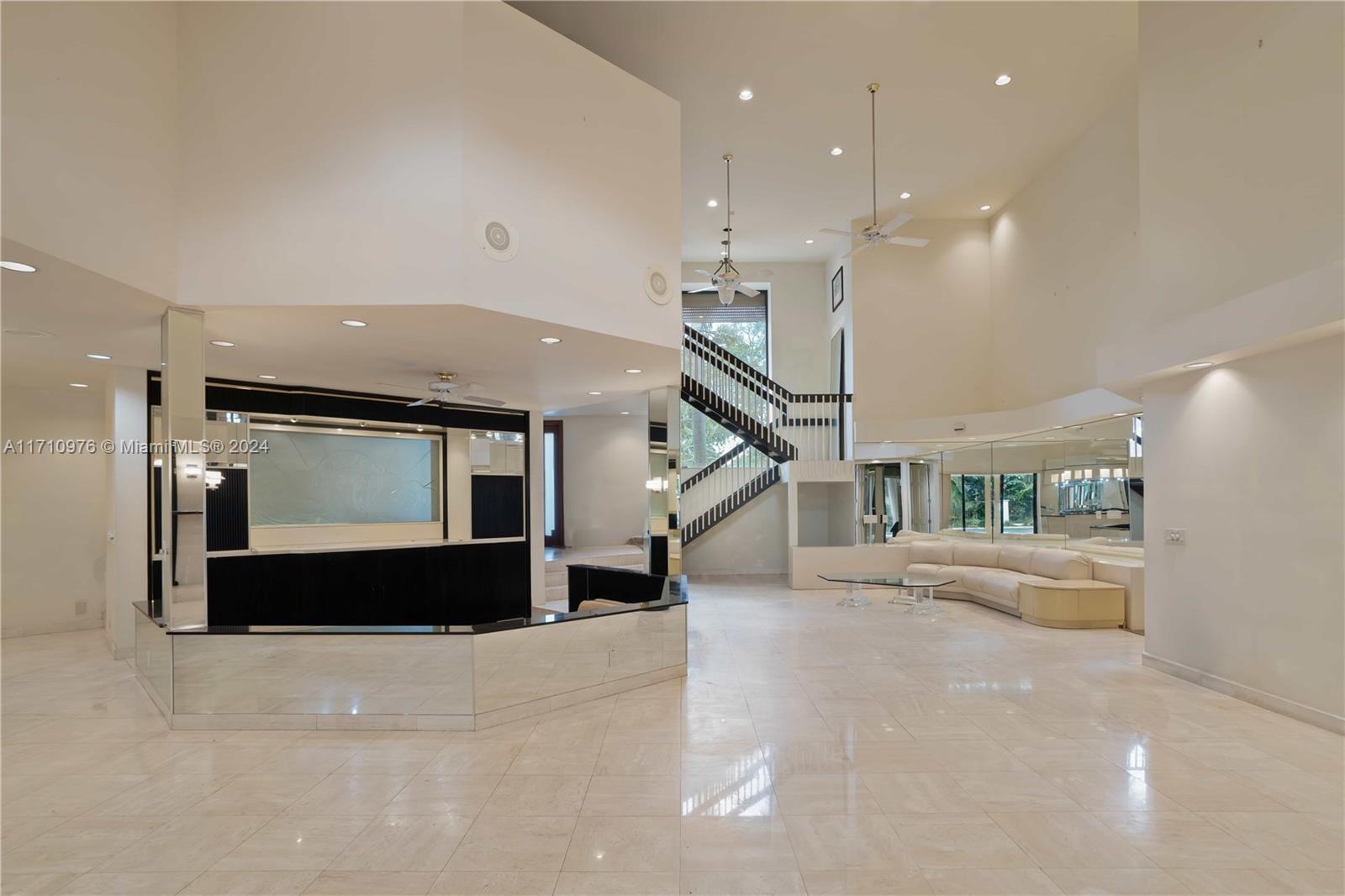 9400 Sea Turtle Ln