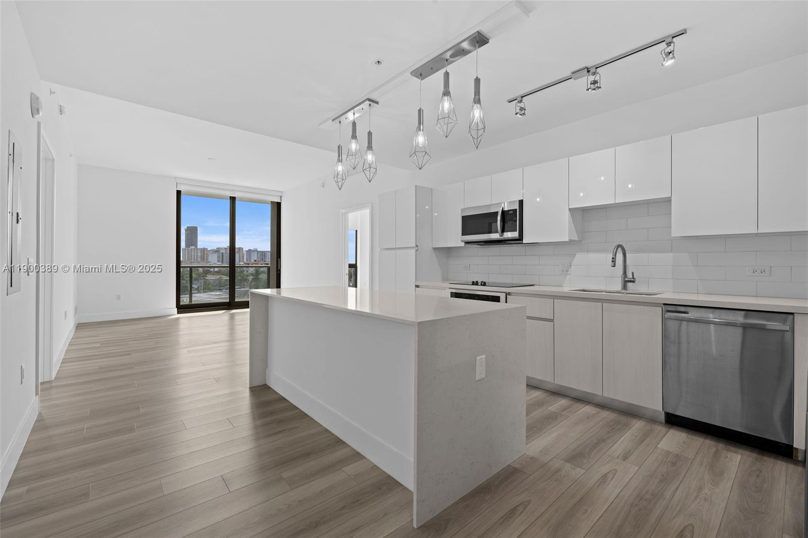 Slate Hallandale - Residential Lease