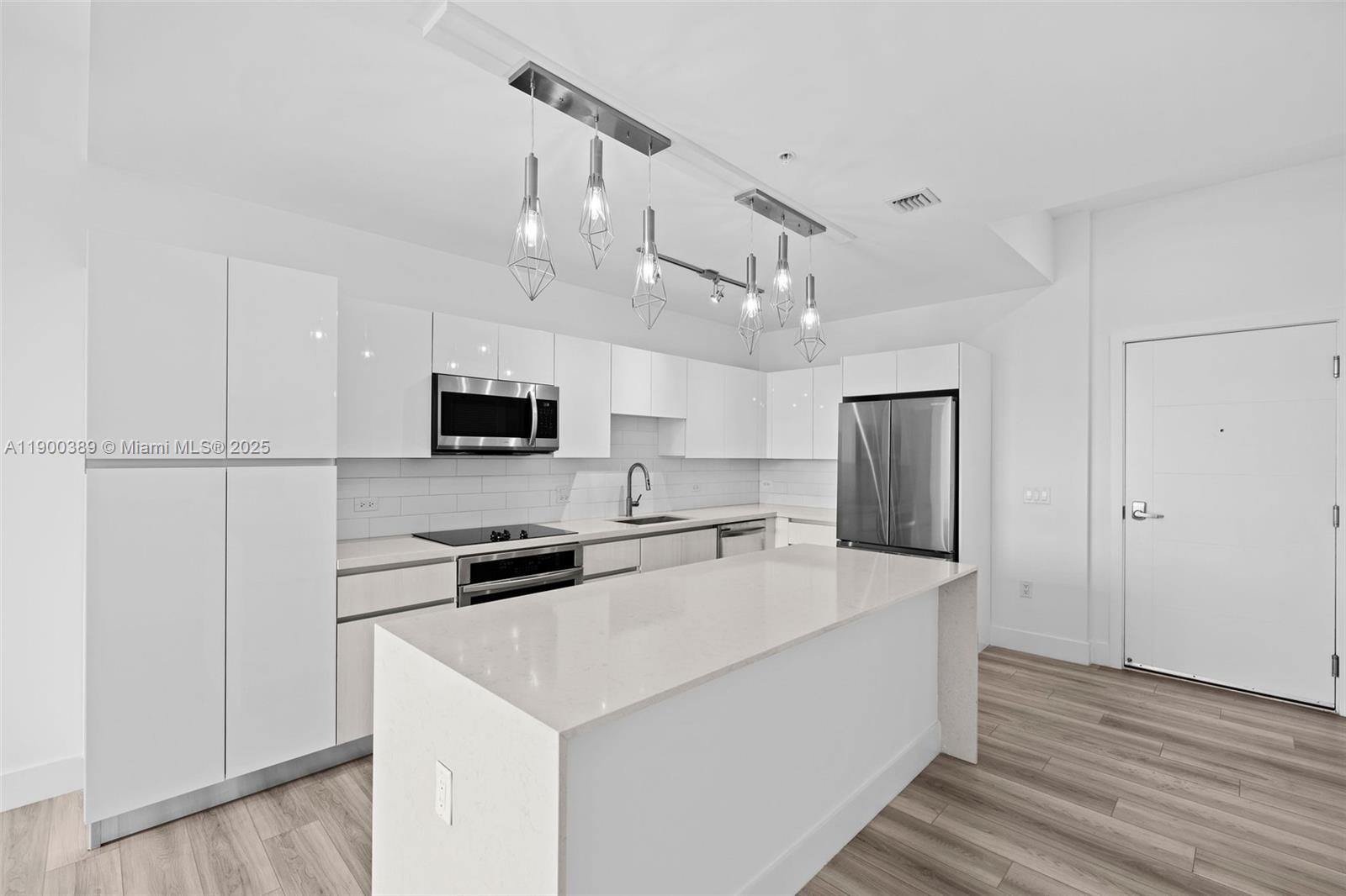 Slate Hallandale - Residential Lease
