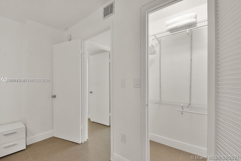 DEL PRADO MARINA - Residential Lease