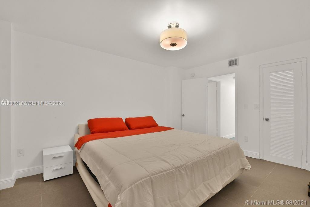 DEL PRADO MARINA - Residential Lease