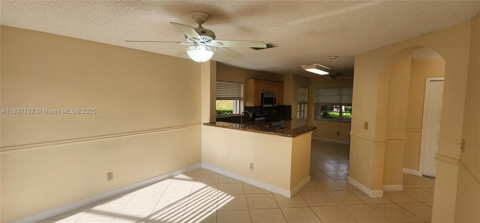 2957 Oak Park Cir