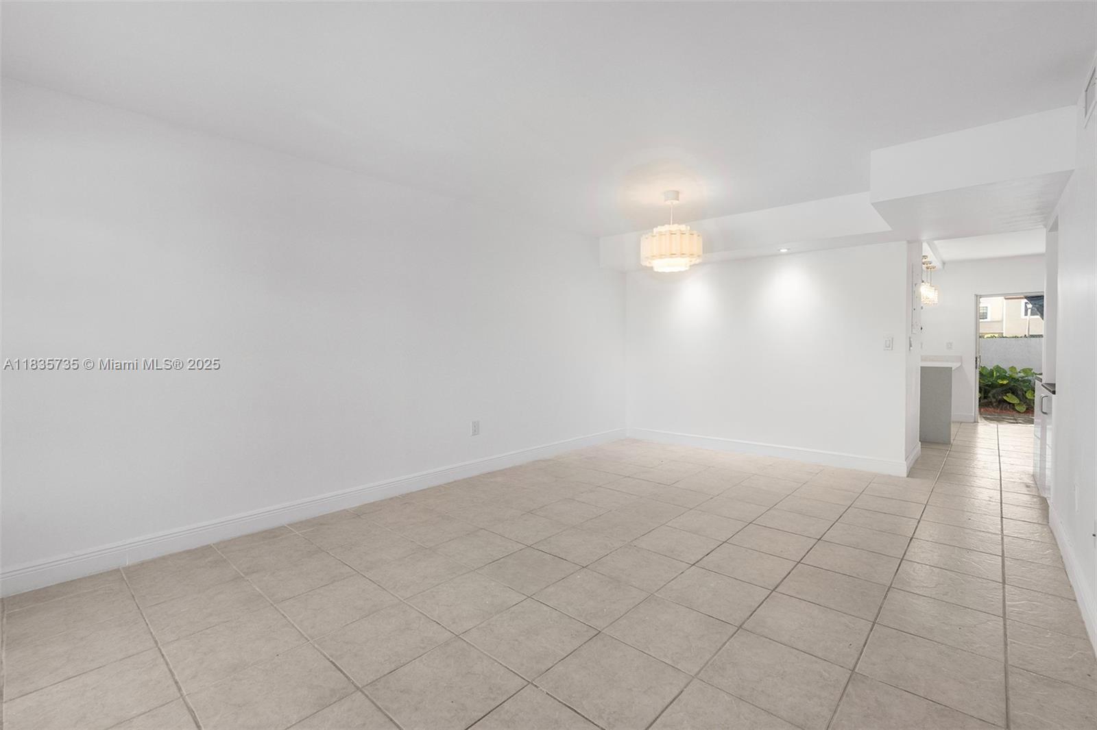 10350 SW 154th Cir Ct 60