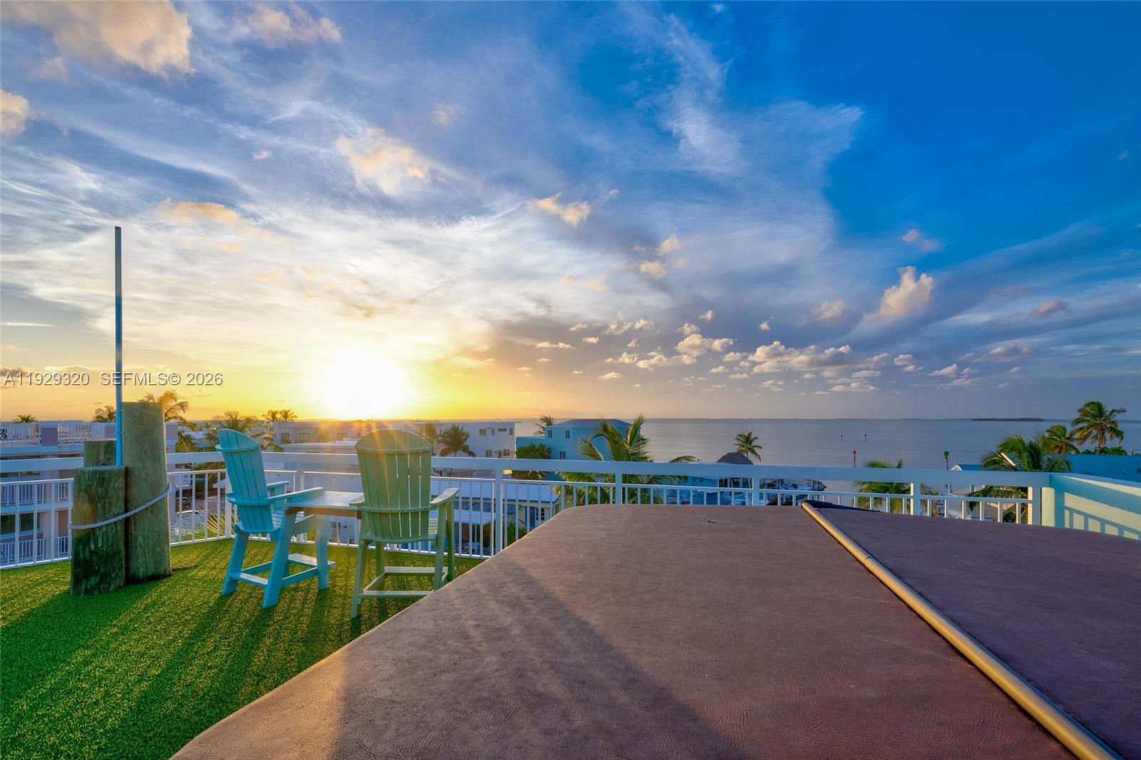 HAMMER POINT PARK - Residential